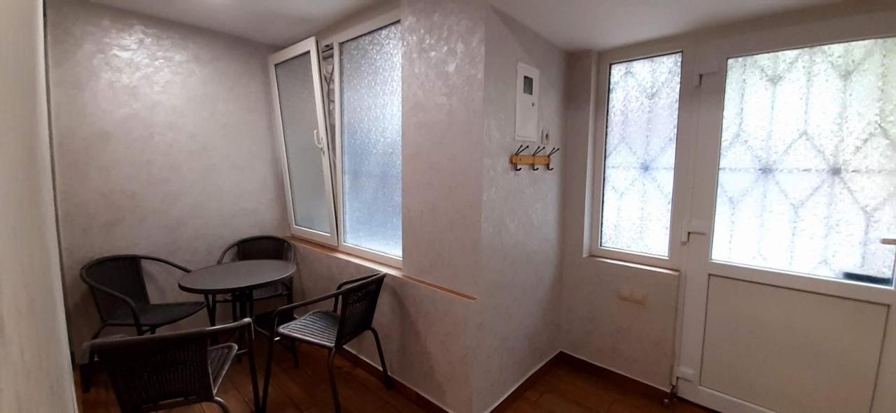 Греческая / Дерибасовская Apartment Одеса Екстериор снимка